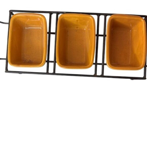 Set Of 3 Ceramic Yellow Serving Dishes With Metal Rack & Wooden Handles - Picture 2 of 8